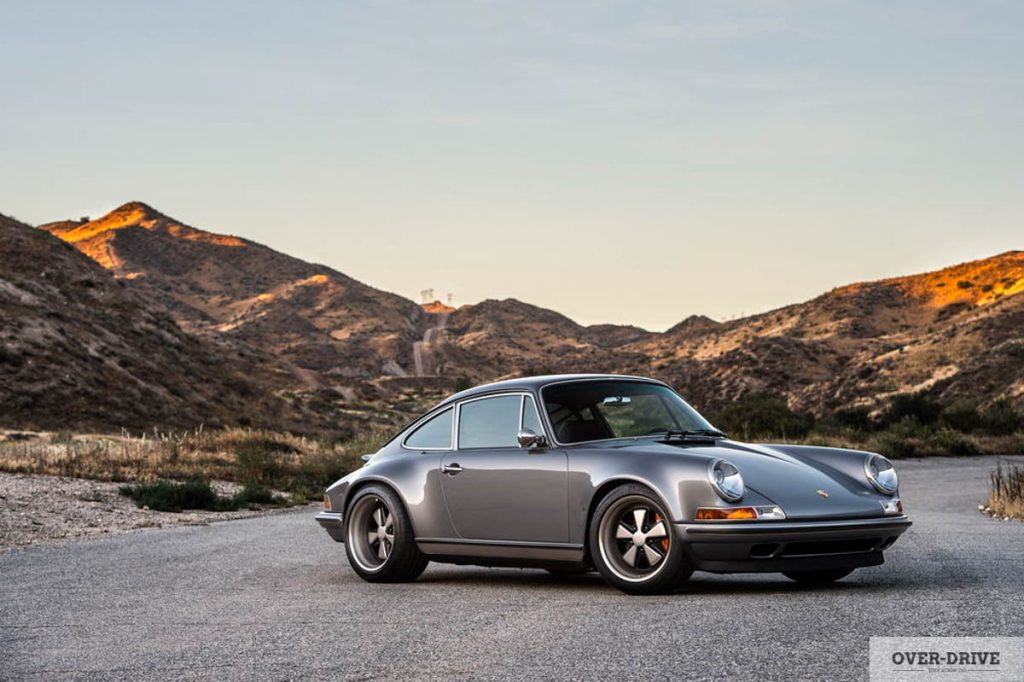 סינגר 911. אל הדמיון וחזרה