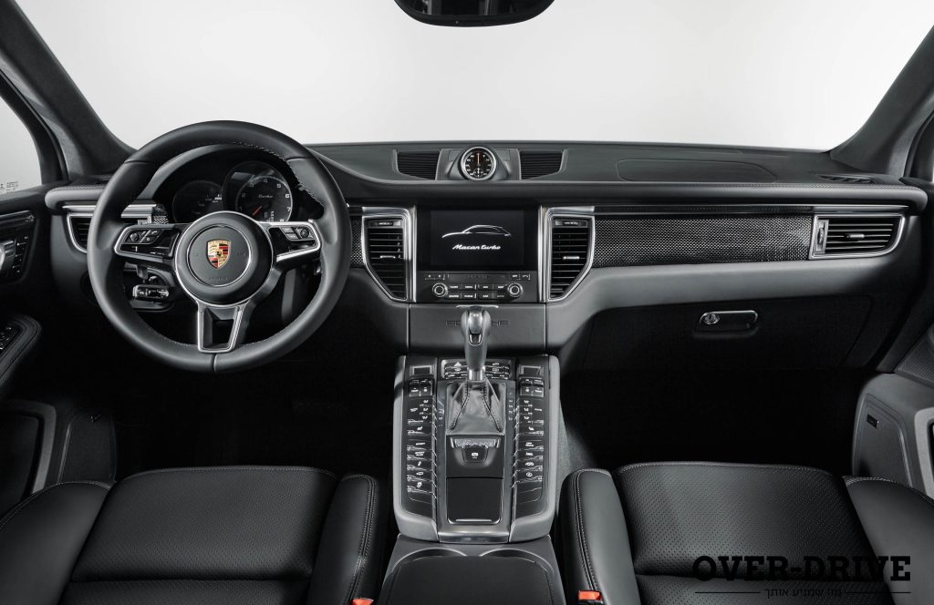 פורשה מקאן טורבו-6