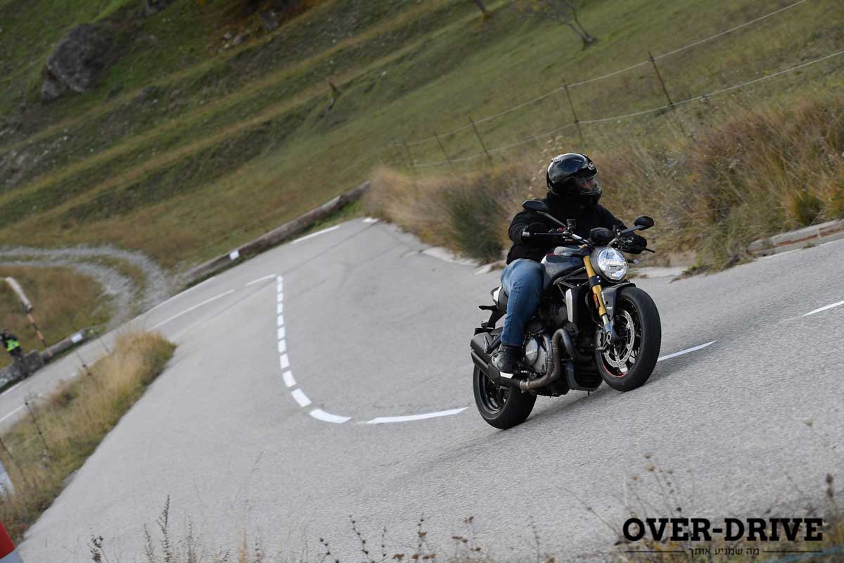 דוקאטי מונסטר 1200S