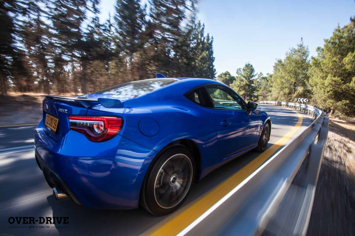 סובארו BRZ