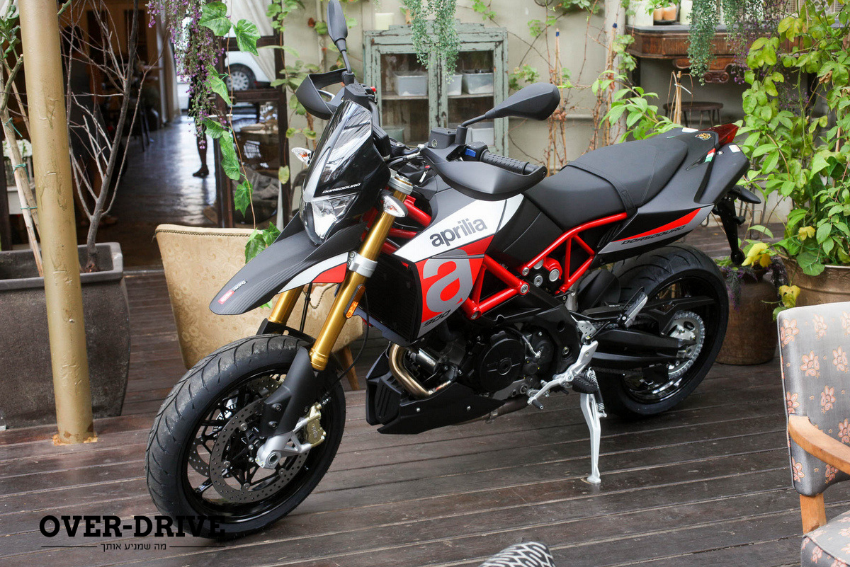 אפריליה שיבר 900