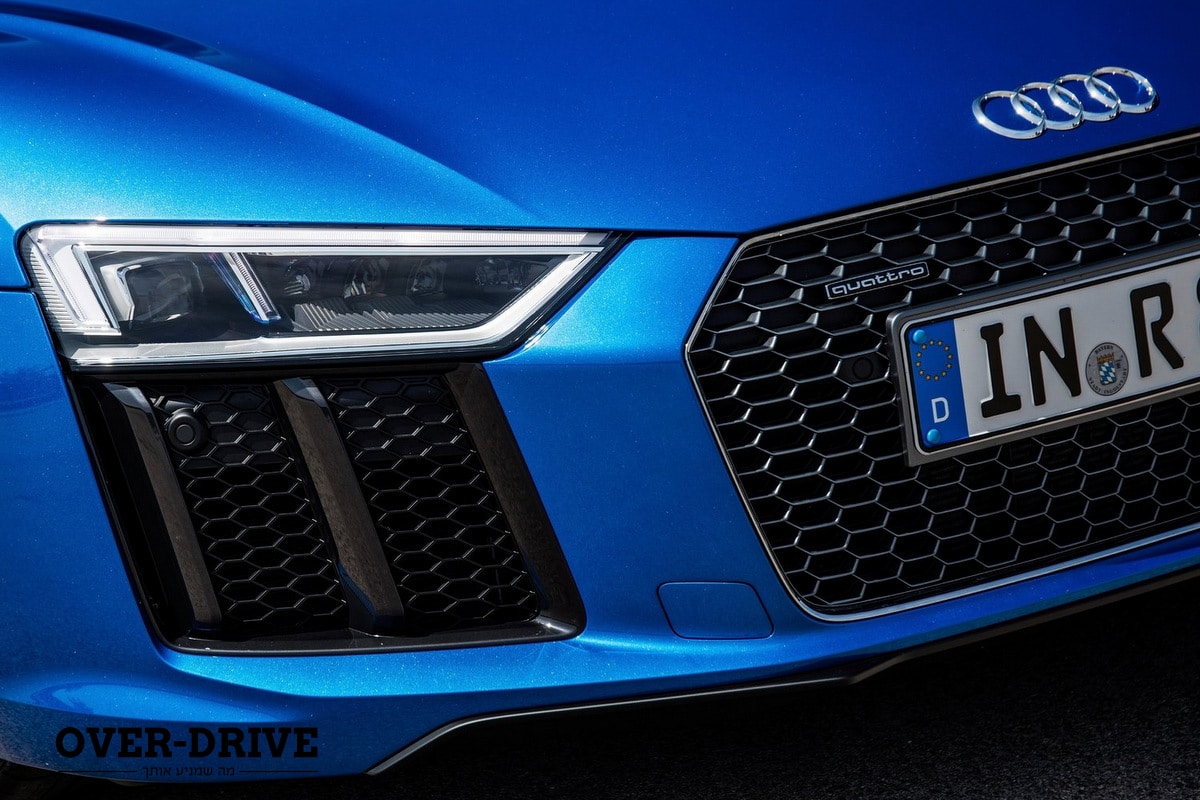 אודי R8 הנעה אחורית