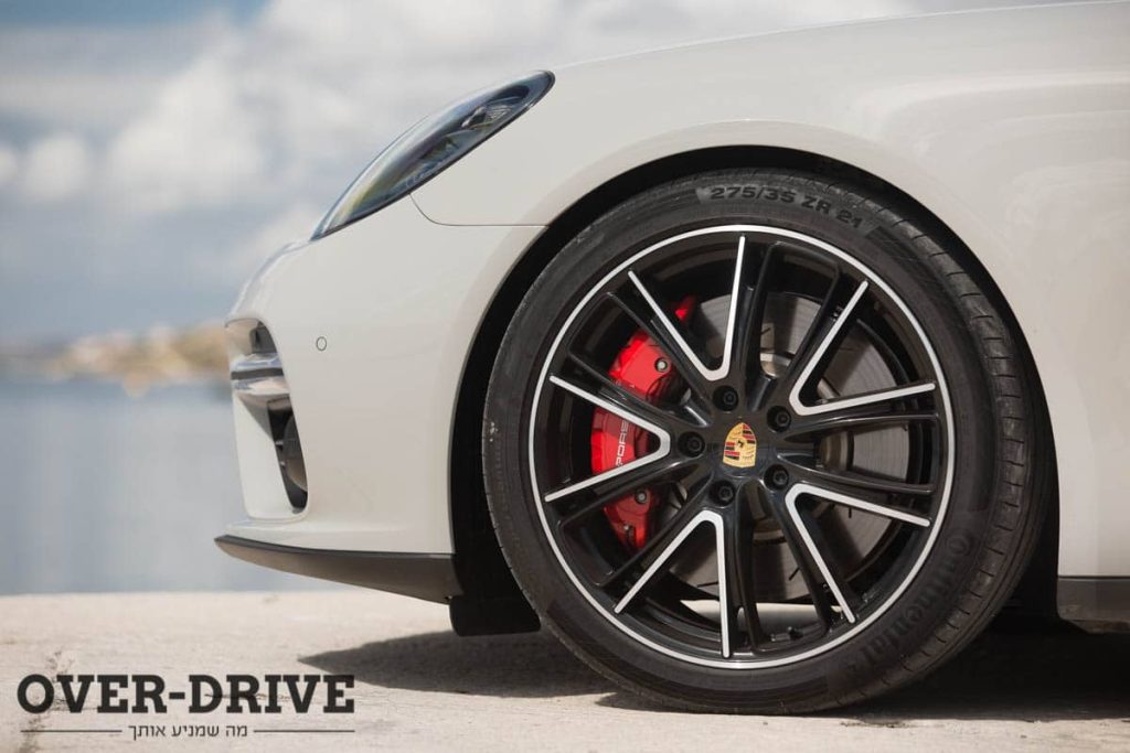 פורשה פנמרה ספורט טוריזמו