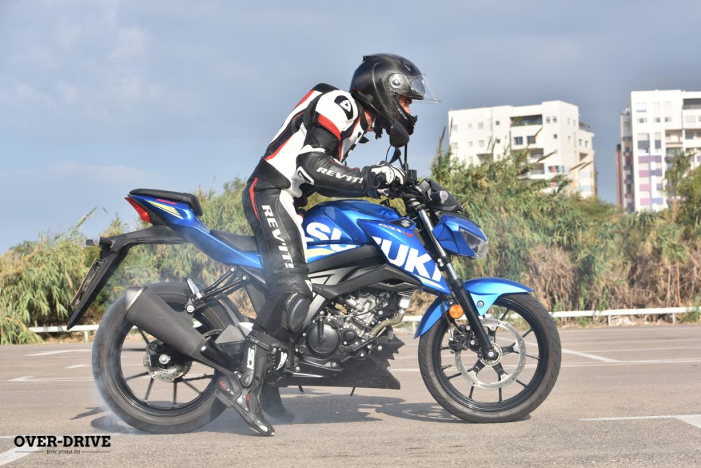 סוזוקי GSXS125