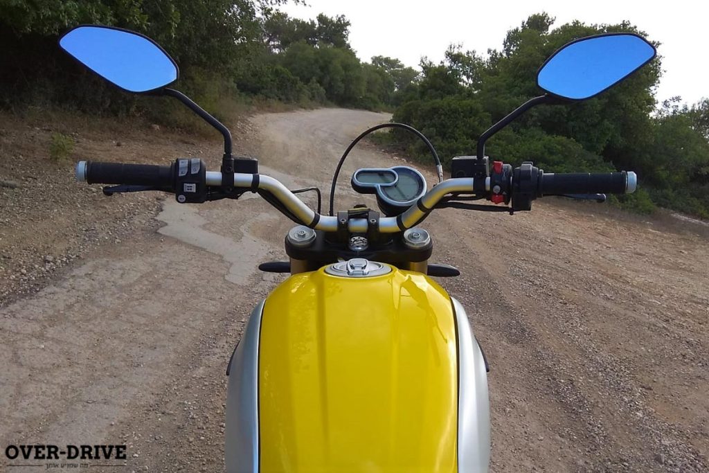 דוקאטי סקרמבלר 1,100