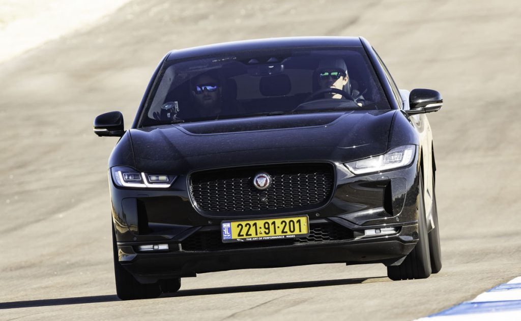 יגואר I-פייס: נהג אחד, מסלול אחד ומכונית חשמלית אחת