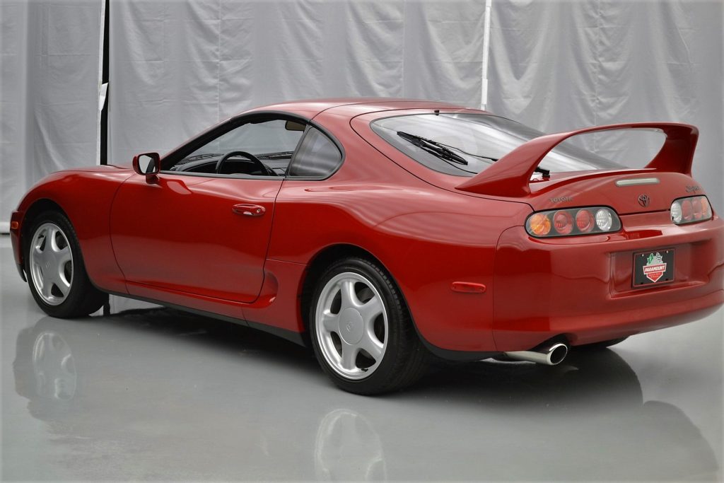 כמה היית משלם על טויוטה סופרה ידנית משנת 1994?