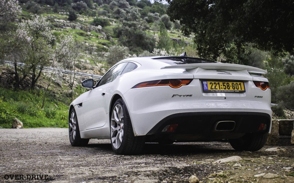 נהיגה ראשונה: יגואר F-טייפ 2.0 ל'