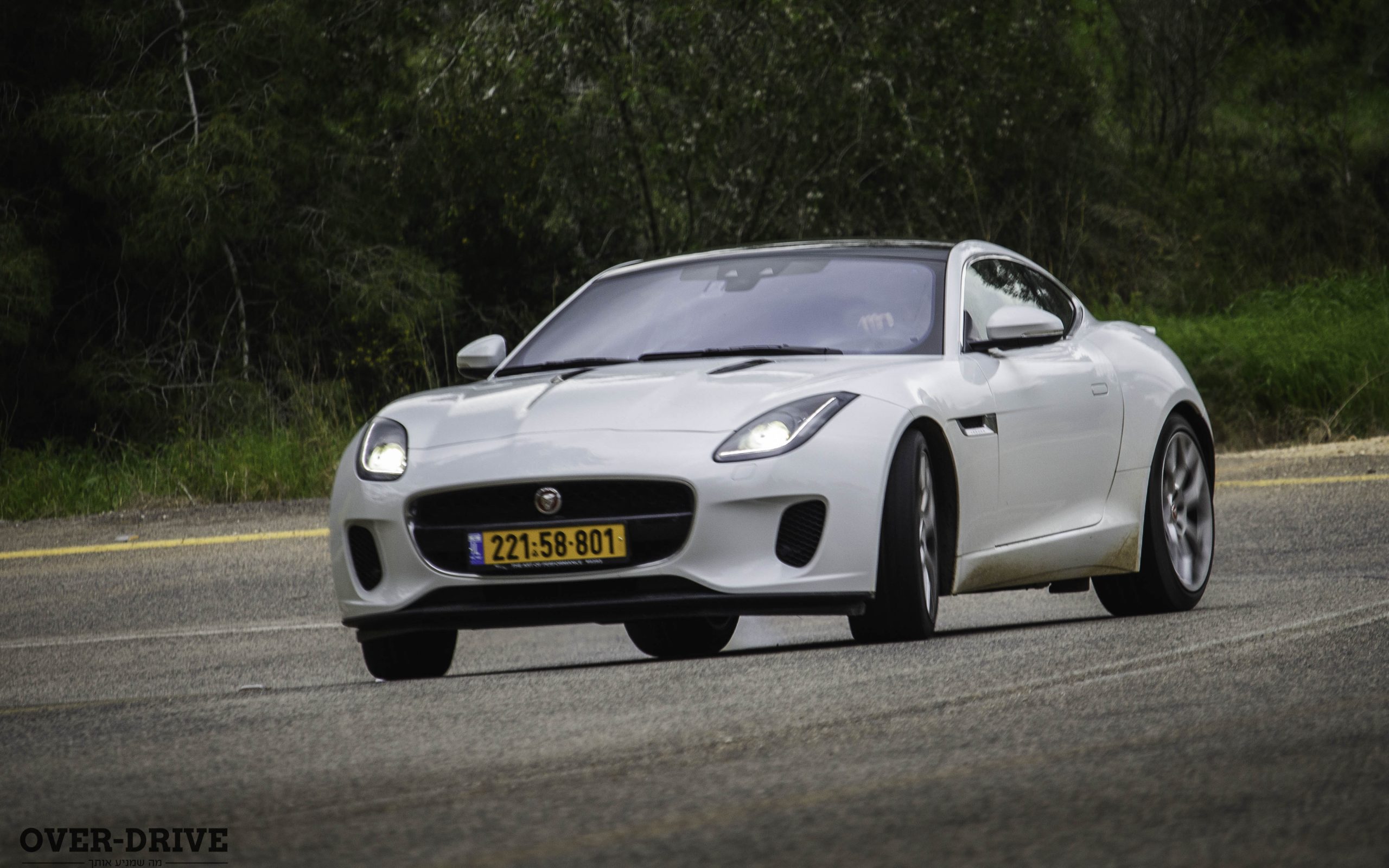 נהיגה ראשונה: יגואר F-טייפ 2.0 ל'