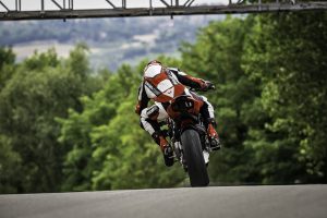 דוקאטי סטריטפייטר V4