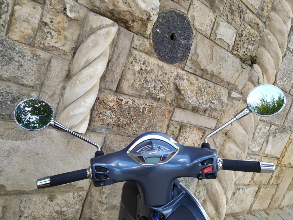 ווספה GTS 300 HPE (מבחן): דינאמיקה, רומנטיקה ודברים אחרים