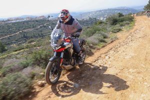 אפריליה טוארג 660