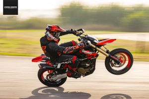 היפרמוטארד 698 מונו