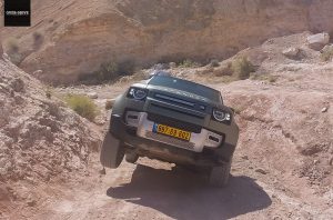 לנד רובר דיפנדר