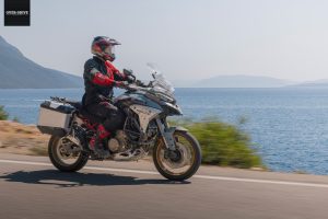 דוקאטי מולטיסטראדה V4