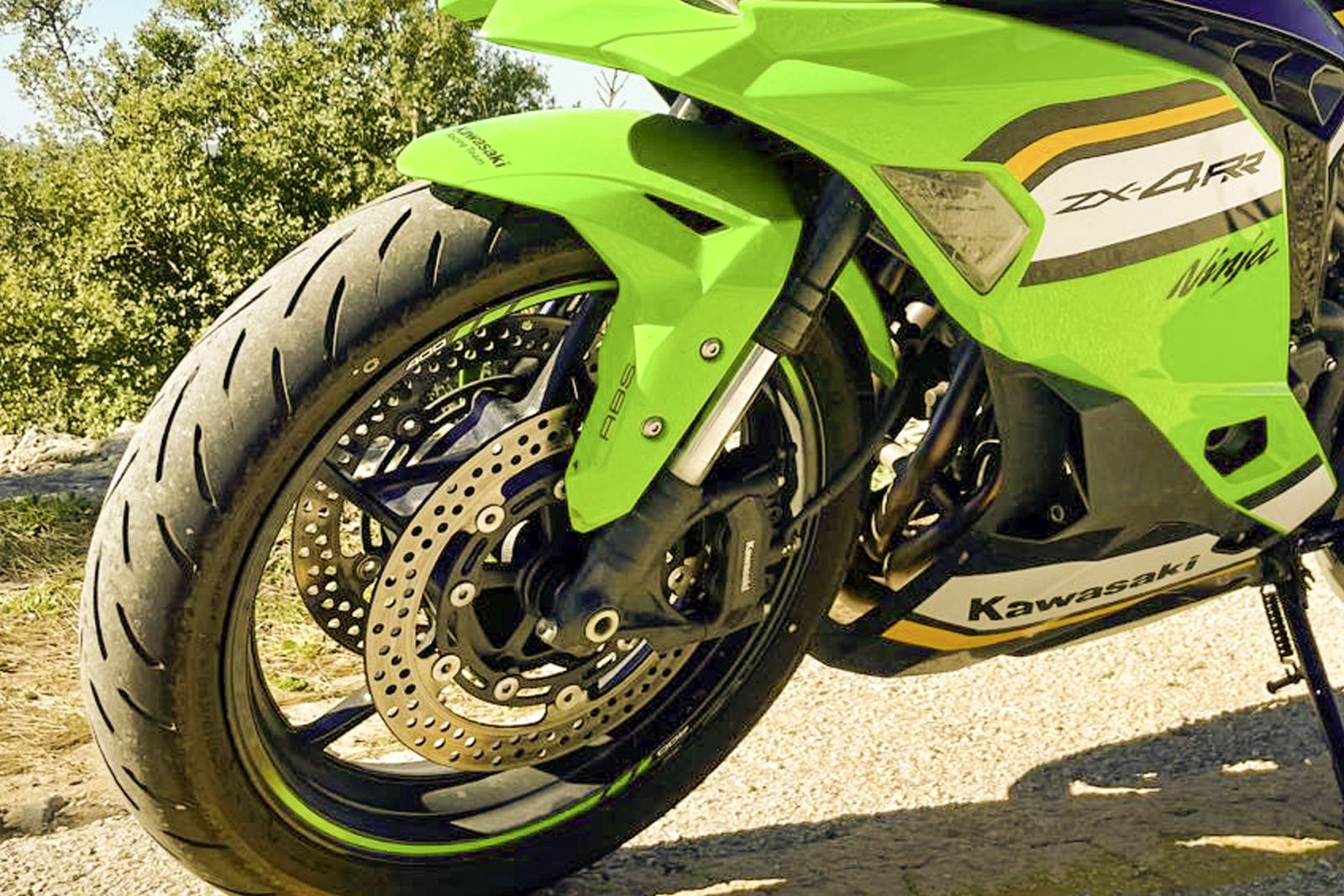קאוואסאקי ZX4RR