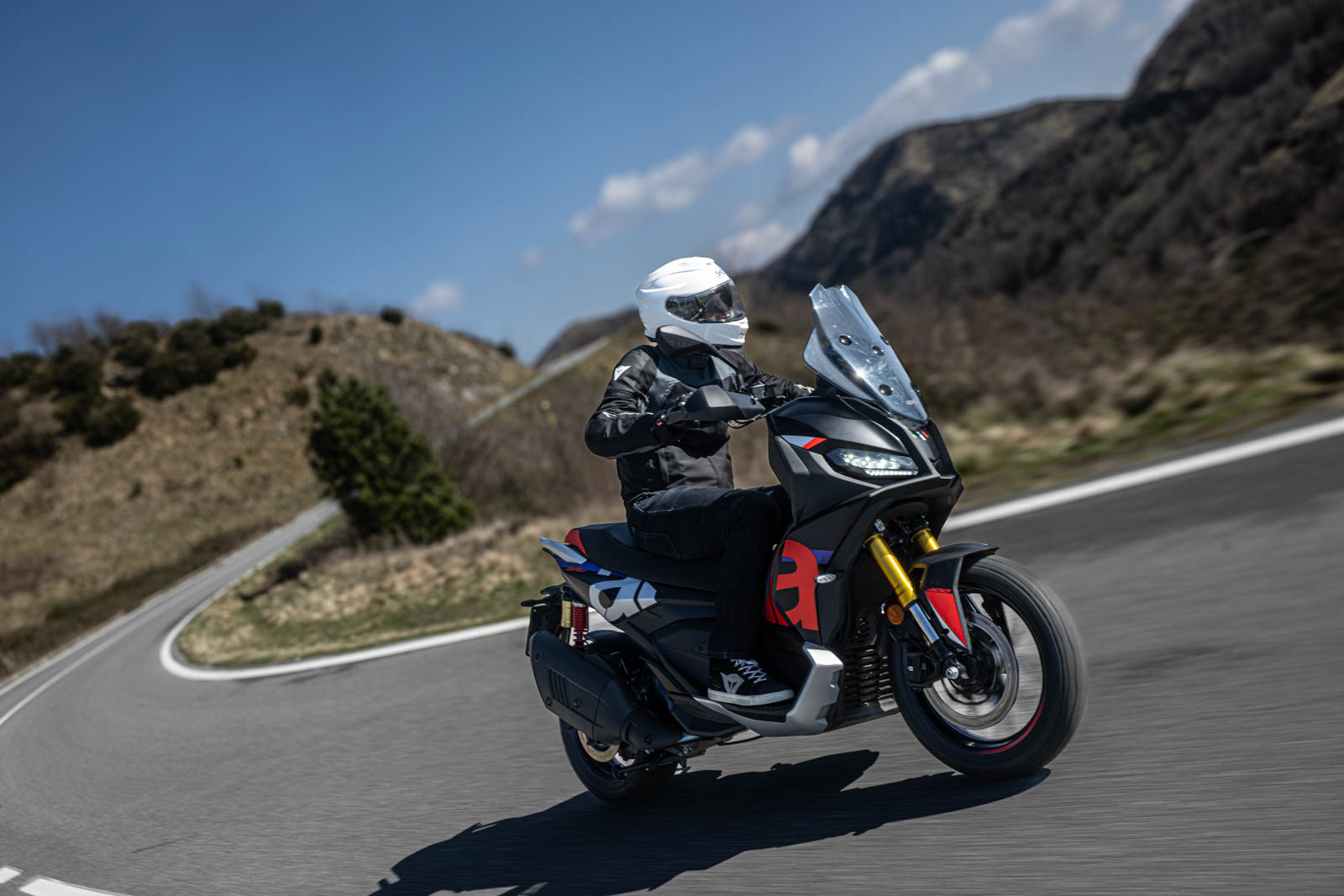 אפריליה SR GT 400 החדש